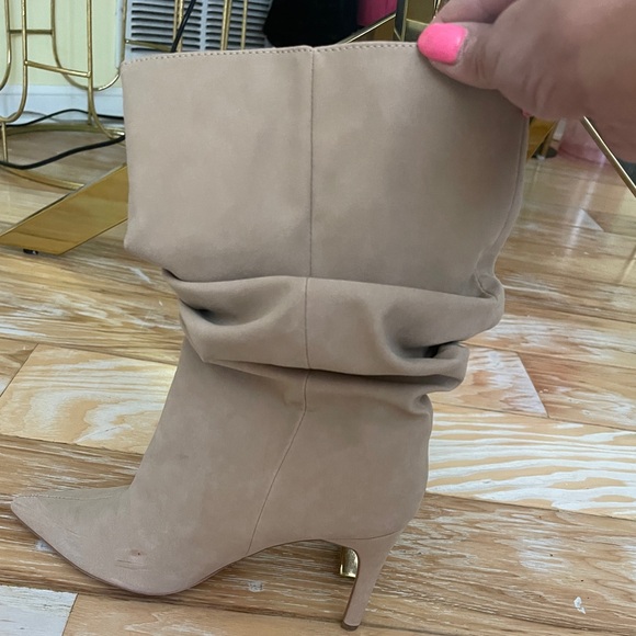 Tan boots worn three times. Size 40 (9) - Picture 5 of 5